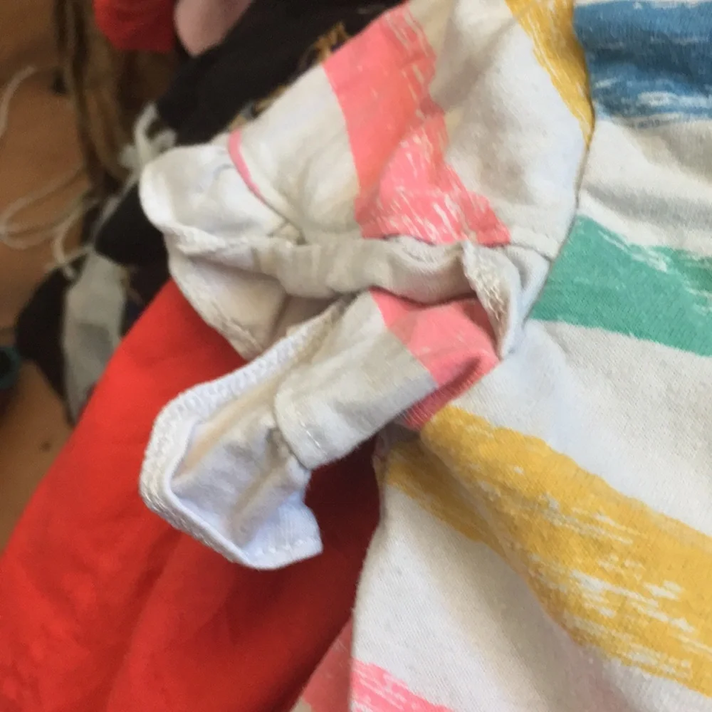 Girls’ cat & jack striped tee (M)
